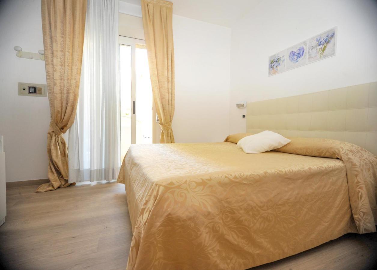 Hotel Tulipe Nazionale Riccione Exterior photo